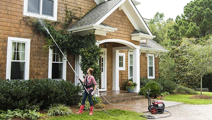 Power Washing:  A Great Way to Give Your Home a Quick Facelift