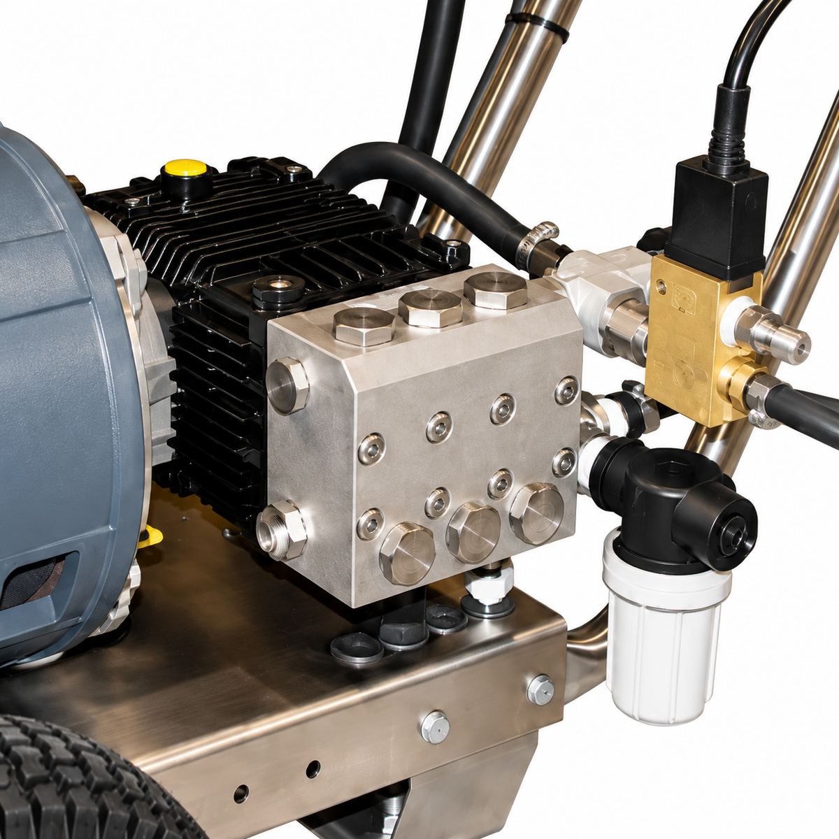 A close-up of the pump of the 2000 PSI 460V Power Pressure Washer