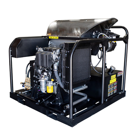4000 PSI @ 6gpm Horizontal Hot Water Series Pressure Washer with a General Pump Belt Drive 50ft x 3/8in Steel Braided Hose plus nozzle accessories