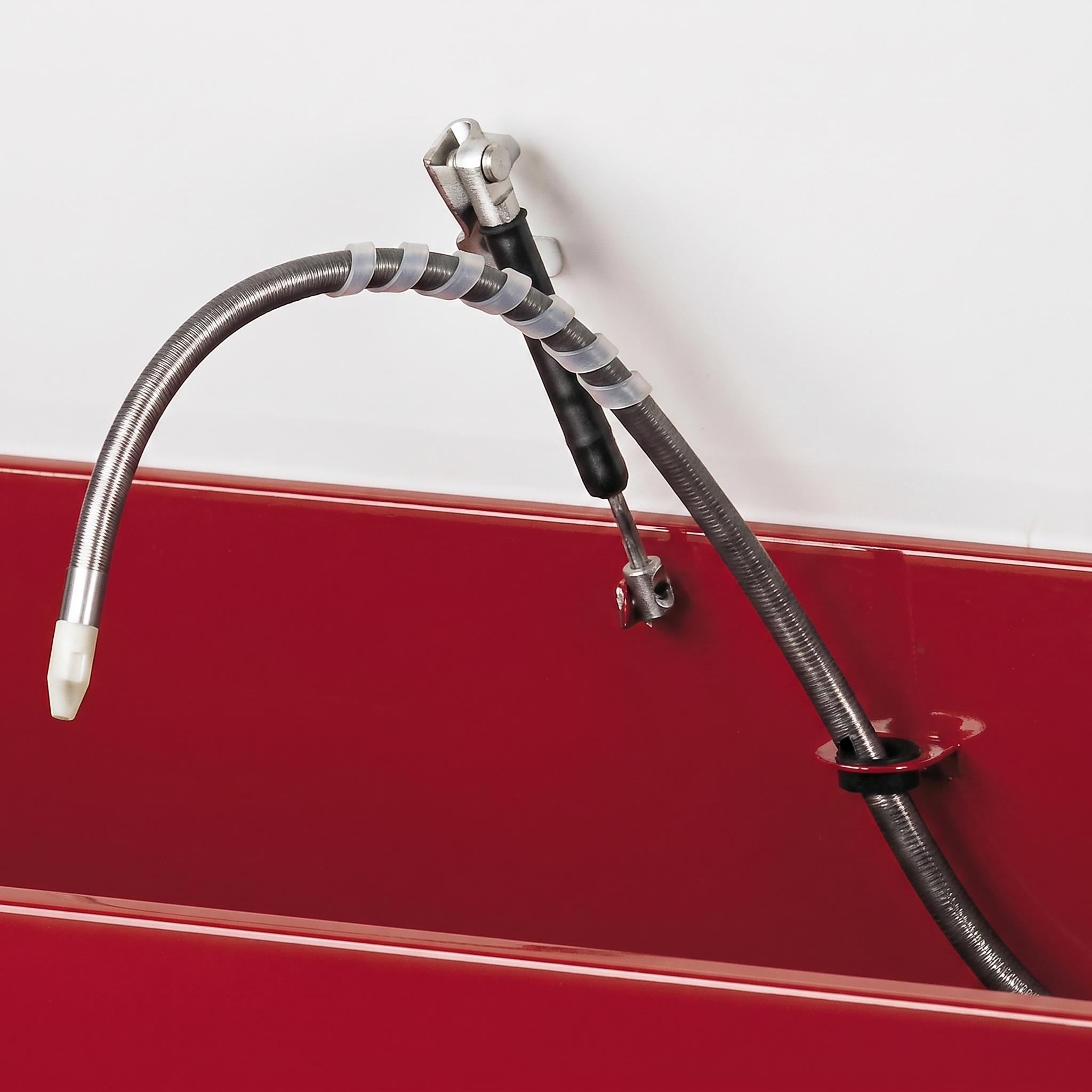 flush hose of the Leg Mount Solvent Washer